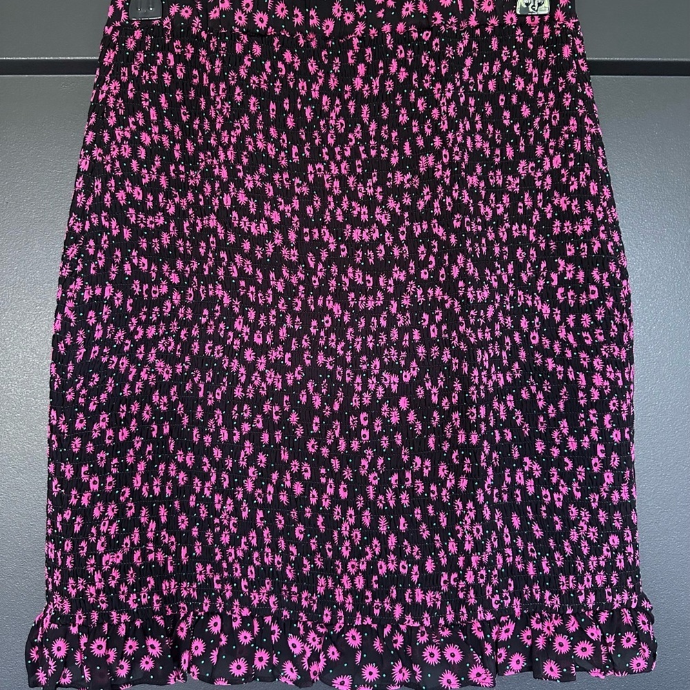 NWT | The Kooples | Black and Pink Daisy Dots | Ruched Mini Skirt - Picture 5 of 10